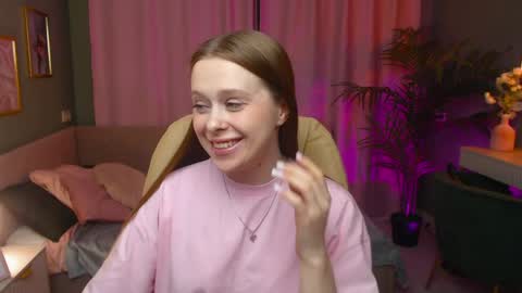 megg_ryan online show from April 8, 2:20 pm