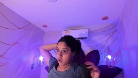 MEGGY MAE online show from November 24, 11:31 am