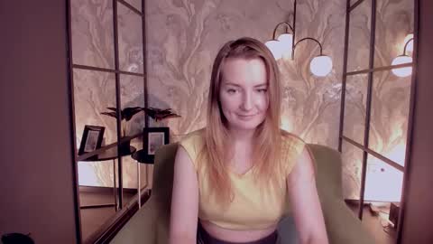 Meggy online show from November 11, 1:57 pm