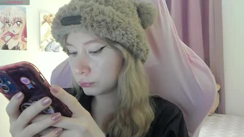 Mei  online show from April 23, 9:38 pm