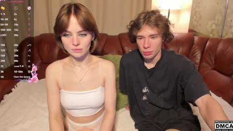 Katie  Payne online show from December 11, 4:07 am