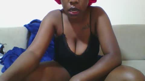 pretty online show from December 21, 6:42 am