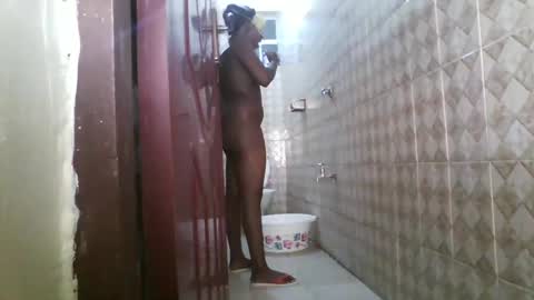 Snapshot of mel_humpjuice chatting on February 13, 5:54 pm mel online show from February 13, 5:54 pm