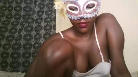 Snapshot of mel_humpjuice chatting on February 13, 9:50 pm mel online show from February 13, 9:50 pm