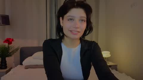 mel online show from March 5, 9:48 pm