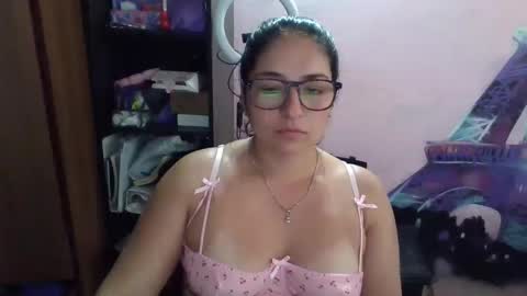 melani1103 online show from February 26, 6:44 pm