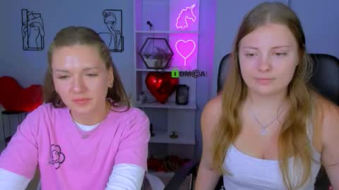 melani_bumm online show from October 16, 12:27 pm