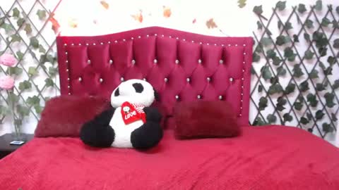 Snapshot of melani_cute01 chatting on March 11, 11:15 pm melani_cute01 online show from March 11, 11:15 pm