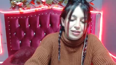 Snapshot of melani_cute01 chatting on February 7, 11:45 pm melani_cute01 online show from February 7, 11:45 pm