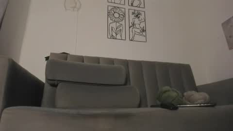 melani greyy online show from March 12, 11:30 pm