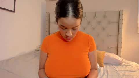 melania_xtreme online show from September 25, 3:24 am