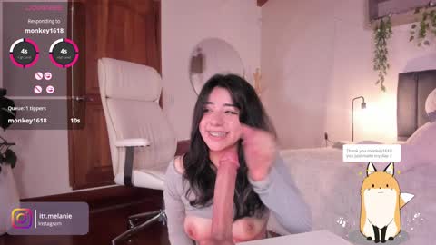 Melanie online show from December 26, 4:47 pm