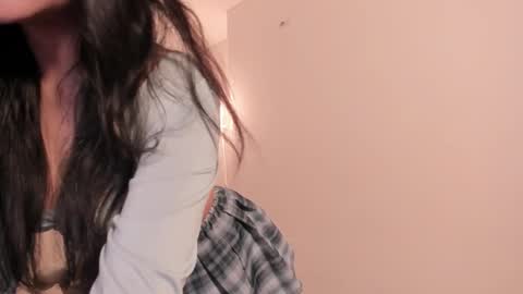 Melanie online show from January 8, 2:28 am