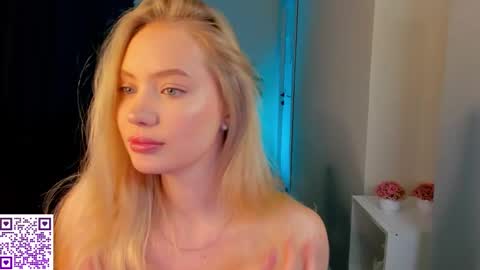 Snapshot of melanie_ryer chatting on September 15, 1:07 am Melanie online show from September 15, 1:07 am