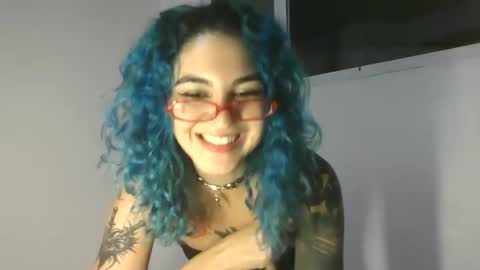 Melanie online show from May 16, 6:43 am