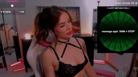 Melanie  online show from July 4, 7:28 pm