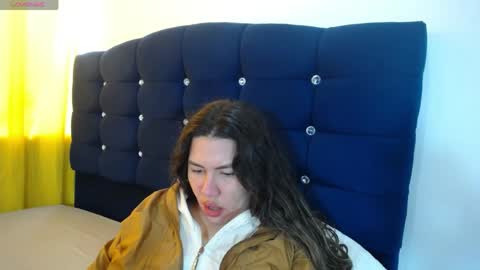 Melanie Parker online show from June 2, 1:24 pm
