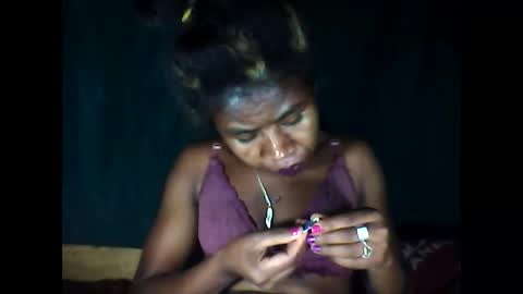 melanih online show from May 15, 9:18 am