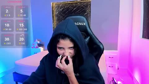  Melani  dont forget to follow me and like  online show from February 8, 7:48 am