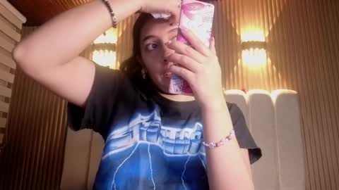 melanny_petite online show from March 30, 1:11 pm