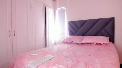 Snapshot of melany_arizaaa chatting on September 9, 7:03 pm melany_arizaaa online show from September 9, 7:03 pm