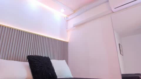 melany_hoffman online show from October 17, 8:57 pm