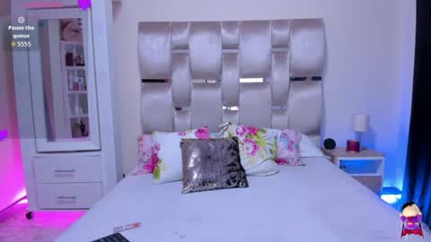 Melany online show from August 1, 2:35 am