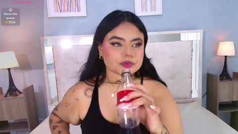 Snapshot of meli_blad chatting on January 24, 7:49 pm meli_blad online show from January 24, 7:49 pm