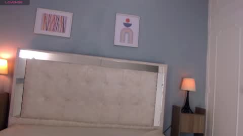 Snapshot of meli_blad chatting on February 16, 1:36 am meli_blad online show from February 16, 1:36 am