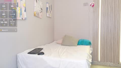 meli_peach online show from May 22, 7:31 pm