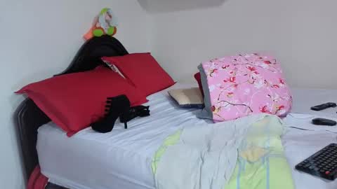 melihotxxx online show from October 7, 12:39 am