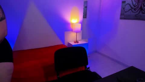 Snapshot of melina_hope_ chatting on September 13, 9:17 pm Melina Hope online show from September 13, 9:17 pm