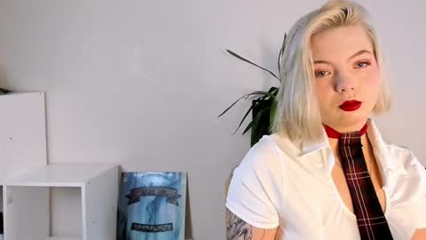 My name is Melina online show from October 14, 3:20 am