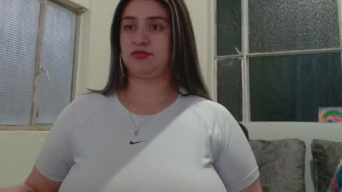 Melinda online show from April 4, 10:50 pm