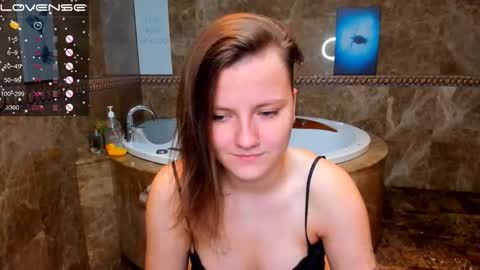 Melinda online show from September 12, 1:07 am