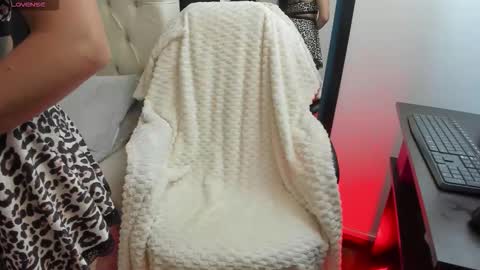 melisa_ss5 online show from October 20, 2:00 pm