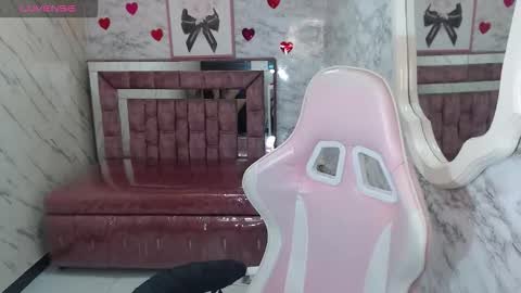 Hi Stream 1430 to 2100pm online show from February 16, 8:07 pm