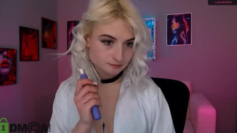 Melisa online show from February 1, 8:50 pm