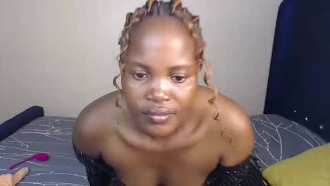 Melissa online show from October 20, 4:45 pm