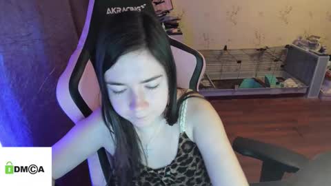 melisanilson online show from October 11, 11:30 pm