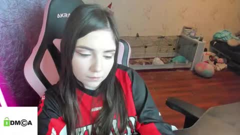 melisanilson online show from February 4, 3:32 am