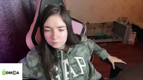 melisanilson online show from October 21, 3:48 pm