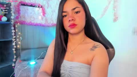 melissa___saenz online show from June 18, 11:48 am
