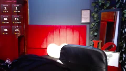 michell online show from June 25, 12:21 pm