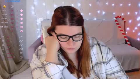 Snapshot of melissa_purr chatting on January 7, 3:03 am melissa_purr online show from January 7, 3:03 am