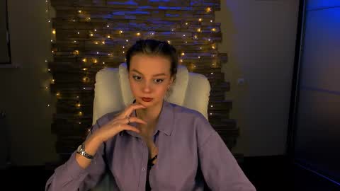 Snapshot of melissa_richardson chatting on February 10, 8:21 pm Melissa online show from February 10, 8:21 pm