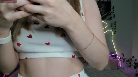 Melissa HOT CONTENT HERE  online show from December 8, 5:17 am