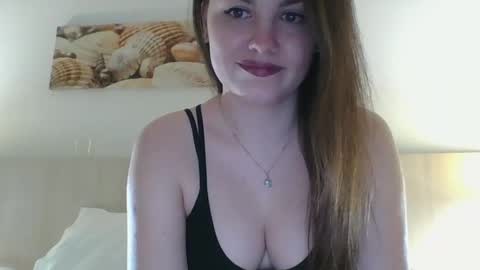 Melissa online show from February 18, 1:44 pm