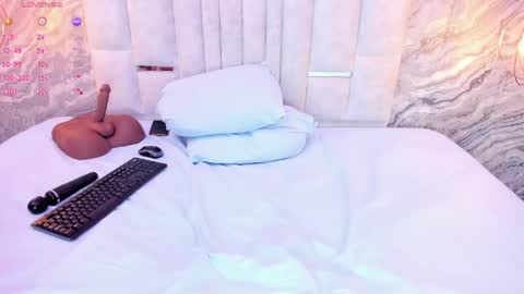 melissabloomm online show from March 30, 2:39 pm