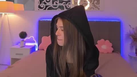 MelissaCrayzy online show from May 16, 9:50 am